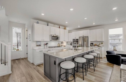 Lafayette House | Modern Comfort with Easy Boulder Access