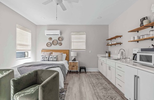 Durham Apartment | Modern Pet-Friendly Apartment in Downtown Durham