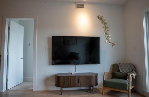 Saskatoon Downtown Apartment | Modern Riverfront Stay at The Banks 310