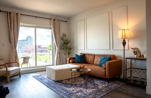 Saskatoon Downtown Apartment | Modern Riverfront Stay at The Banks 310