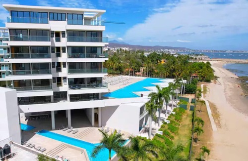 La Cruz de Huanacaxtle Apartment | Modern Studio with Ocean View