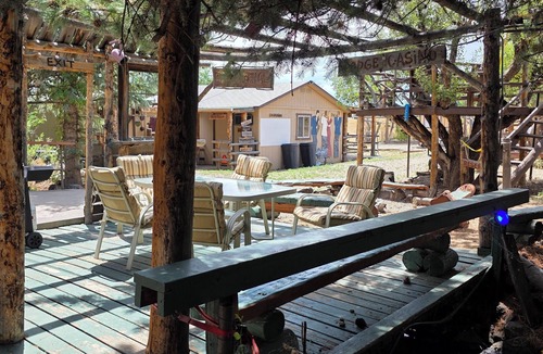 Cedaredge Cabin | Modern Suite with Rustic Charm Dog Friendly Suite with King Bed and Full Kitchen