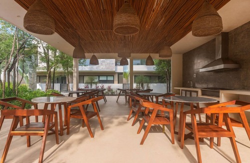 Puerto Juarez House | New House in Selvanova Coto 10, Playa del Carmen