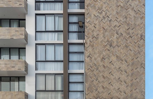 Zazil-ha Apartment | New Luxury Apartment on 5th Ave, Wifi, close to beach, Parking & Rooftop Pool
