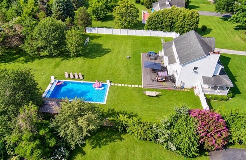 Mattituck House | North Fork Fall Escape—Vineyards, Apple Picking & Greenport
