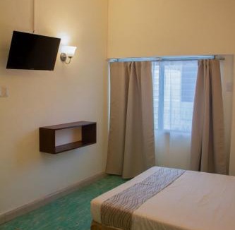Barrio de Santiago Hotel | Nuevo Paris Hotel