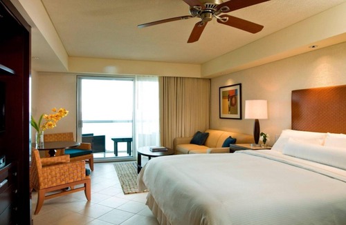 Zona Hotelera Resort | Ocean-View 2BR Villa at Westin Lagunamar – Cancún Beachfront Pools & Spa