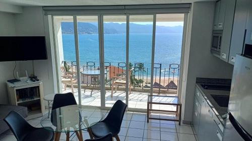 South Hotel Zone Apartment | Ocean View Apartment in Perfect Location