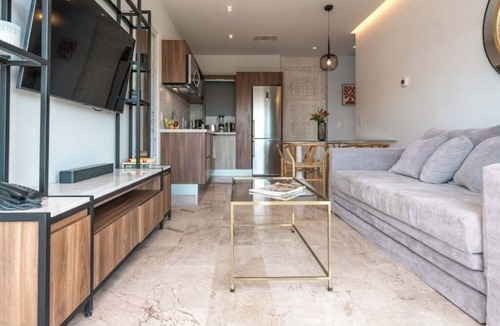 Luis Donaldo Colosio Apartment | Ocean View, Unique Rooftop, 1 min from the Beach.