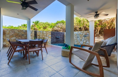 Colonia Meteorologico House | Oceanfront 4BR Villa Isla Mujeres - Pool, Staff, Ocean Access