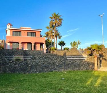 Puerto Nuevo House | Oceanfront - Casita Rosa