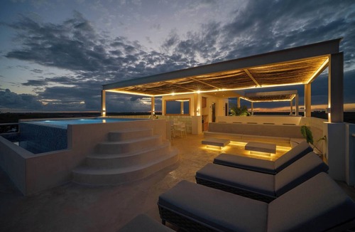 Puerto Morelos Apartment | Oceanview Design Retreat | Pool + Work space