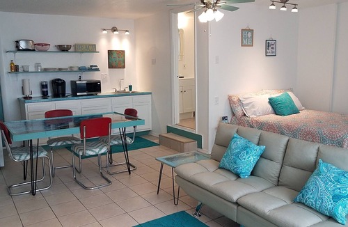 Buckroe Beach Condo | on the beach
