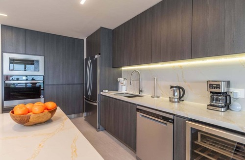 Bella Vista Condo | One 1001-Full: The Grand Horizon Élite - Beachfront Condo