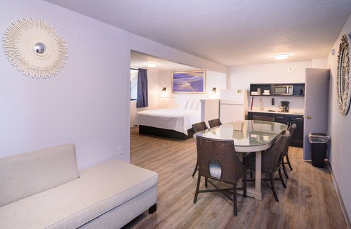 Kill Devil Hills Hotel | Outer Banks Motor Lodge