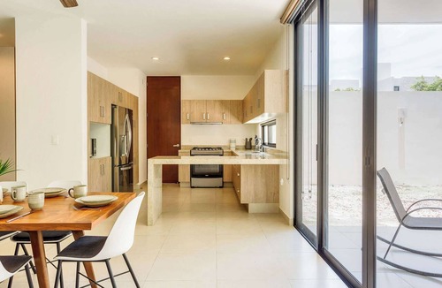 Playa del Carmen House | Palmara Gated Townhome, Pool, Gym & Paddle