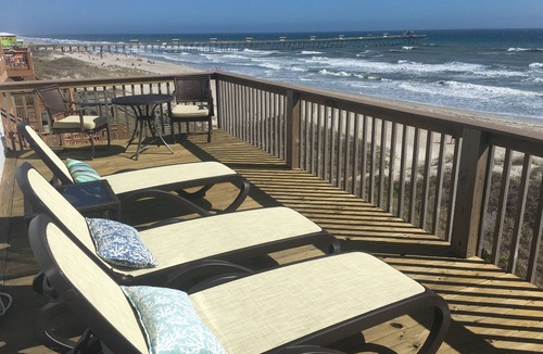 Emerald Isle House | Panoramic Oceanfront home on Emerald Island. Close to everything!