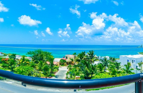 Isla Mujeres House | Peaceful Punta Sur 3 bedroom family home with private pool
