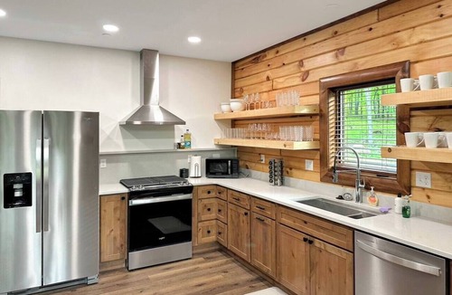 McHenry Cabin | Pool, HotTub, FirePit, EVCharger, & Great Location