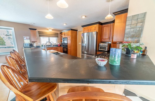 Jacksonville House | Private Large Spacious Mt Snow Ski-Lake Home Vermont