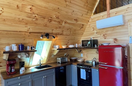 Edray Cabin | Private Mountain View Alpine A-Frame 8 miles to Snowshoe