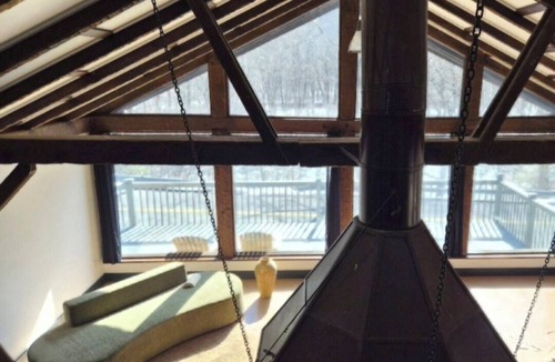 Roscoe House | Private River Access One-of-a-Kind Firepit Lounge Catskill NYC 2hr Getaway