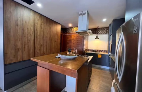 Downtown Cancun Apartment | Radiant apartment centrally located 8 min from beaches