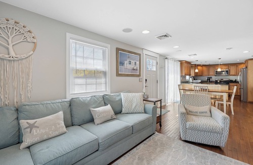 West Yarmouth House | Renovated year round Cape house steps from a Private Beach