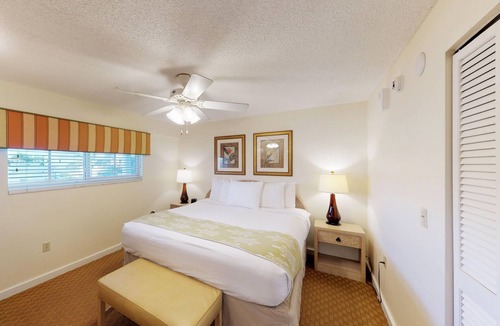 Holmes Beach Condo | Resort Sixty-Six, Holmes Beach, Florida, 1 Bedroom Suite