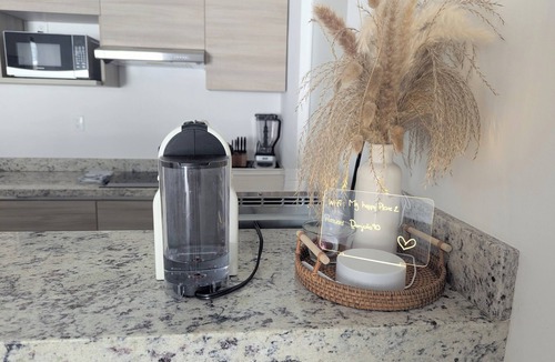 Puerto Morelos Condo | Resort Vibes King bed Pool Gym tennis pickle court High Speed Wifi