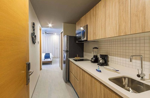 Zazil-ha Condo | Rooftop Pool Studio Steps from Beach & 5th Ave