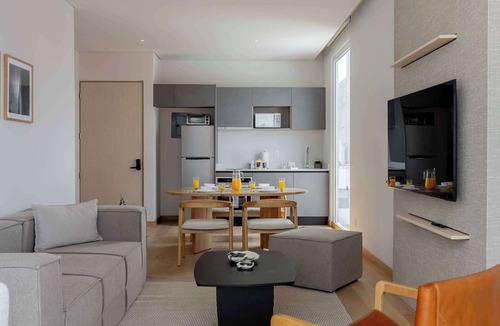 Reforma Apartment | Rooftop Terrace & Jacuzzi Apartment in Downtown Mexico City