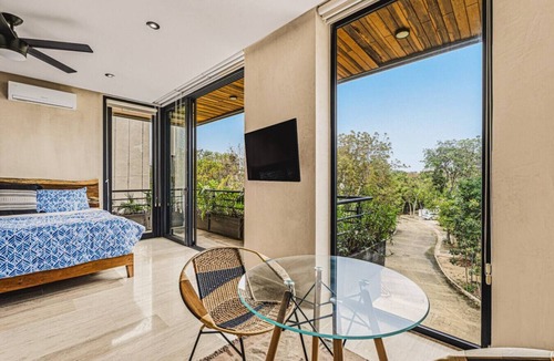 Zama Condo | Serene 3BR Penthouse w Private Pool & Roof and Gym