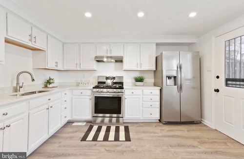 Downtown Baltimore House | Short & long term avail. 3 bed 2 ba- PigTown-Walk to Stadiums-Close to Hospitals