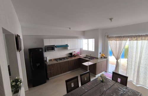 Puerto Juarez House | Siéntete como en casa, Casa Holkan. Te mejoramos el precio contactanos