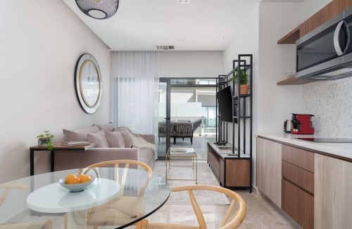 Zazil-ha Apartment | Singular Dream A205 . Salt-Prvt Terrace wOcean View/Rftop+Pools+Gym+Wifi