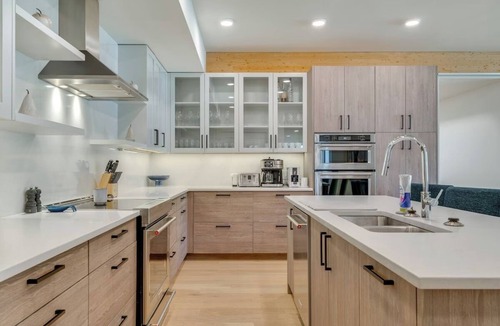 Ludlow Condo | Ski-In Out on Okemo, 25 minutes to Killington, 8 minutes to Fox Run Golf Club!