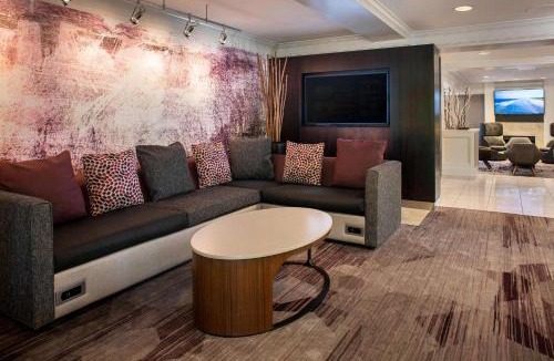 South Lowell Hotel | Sonesta Select Boston Lowell Chelmsford