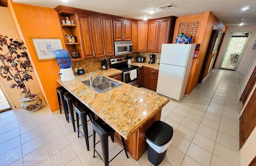 Sandy Beach Condo | Sonoran Spa E410 - 3 BR Next to the Pool, High Speed Wi-Fi - Beachfront Upper Floor Luxury Condo