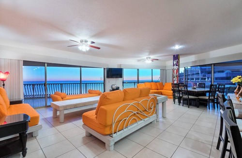 Puerto Penasco Condo | Sonoran Sun SE 908 Sunny Daze Massive Grandiose Oceanfront Condo