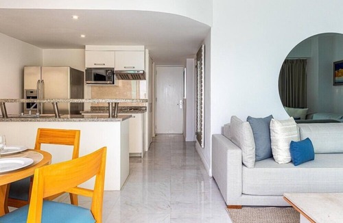 Marina Mazatlan Hotel | Spacious 1BR Condo next to Mazatlan Beach