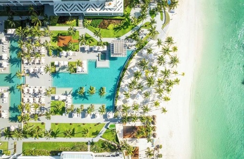 Playa Mujeres Condo | Spacious 3-bedroom condo with AC in adorable Cancun