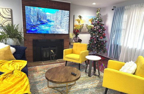 Wheaton-Glenmont House | Spacious 6-bedroom house with WiFi, AC in fabulous Silver Spring