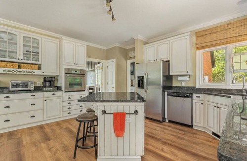 Fletcher House | Spacious Executive Home, Mins to Downtown Asheville, Pool, Dog-Friendly, 6BR/5BA