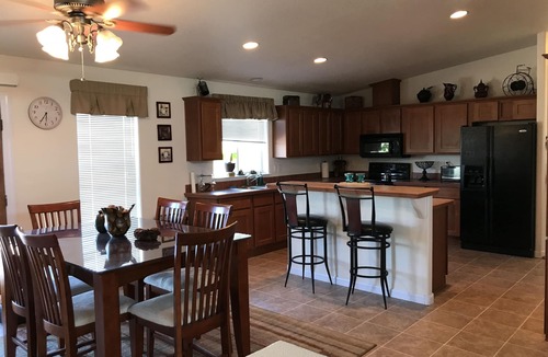 Apache Junction House | Spacious Mountain View Property with no Snow!