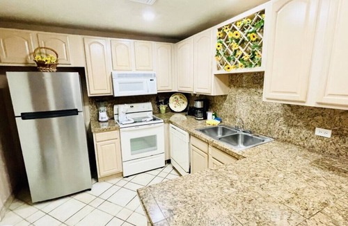 Puerto Penasco Condo | Spectacular 2 Bedroom Condo on Sandy Beach at Las Palmas Resort B-104