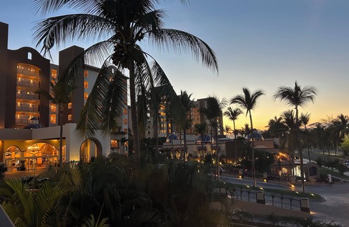 Flamingos Resort | Spend Christmas in Luxury at Villa del Palmar Flamingos Beach Resort 7 nights