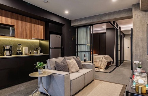 Cuauhtemoc Apartment | Stay Together: 3 Apts, Rooftop & Gym Near Reforma