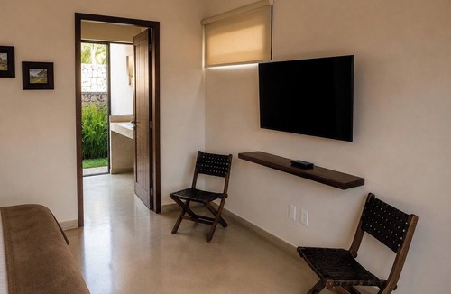 San Juan Cosala House | Stone House