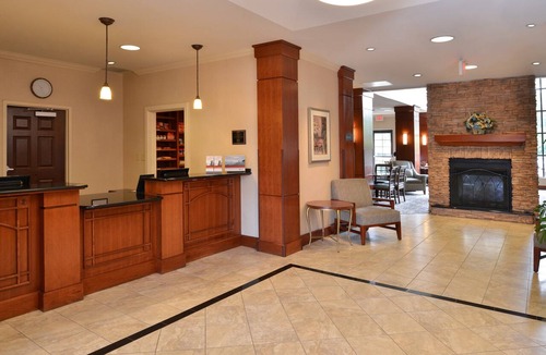 Chesapeake Apartment | Studio | Free Breakfast. Indoor Pool & Hot Tub